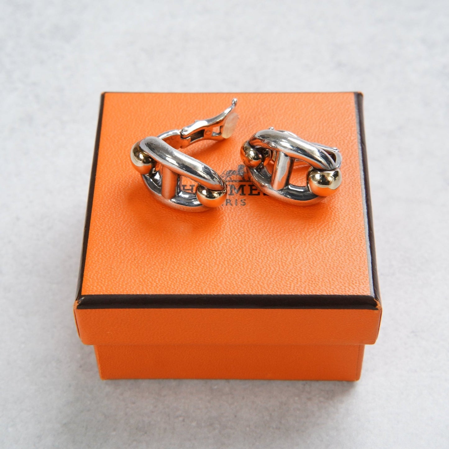 HERMES シェーヌダンクル イヤリング