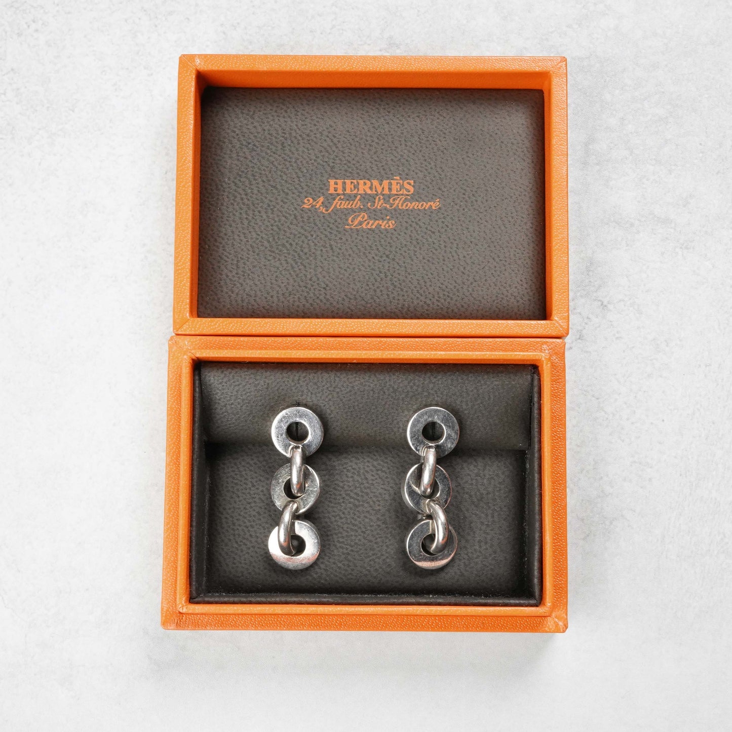 HERMES ボルティージュ ピアス