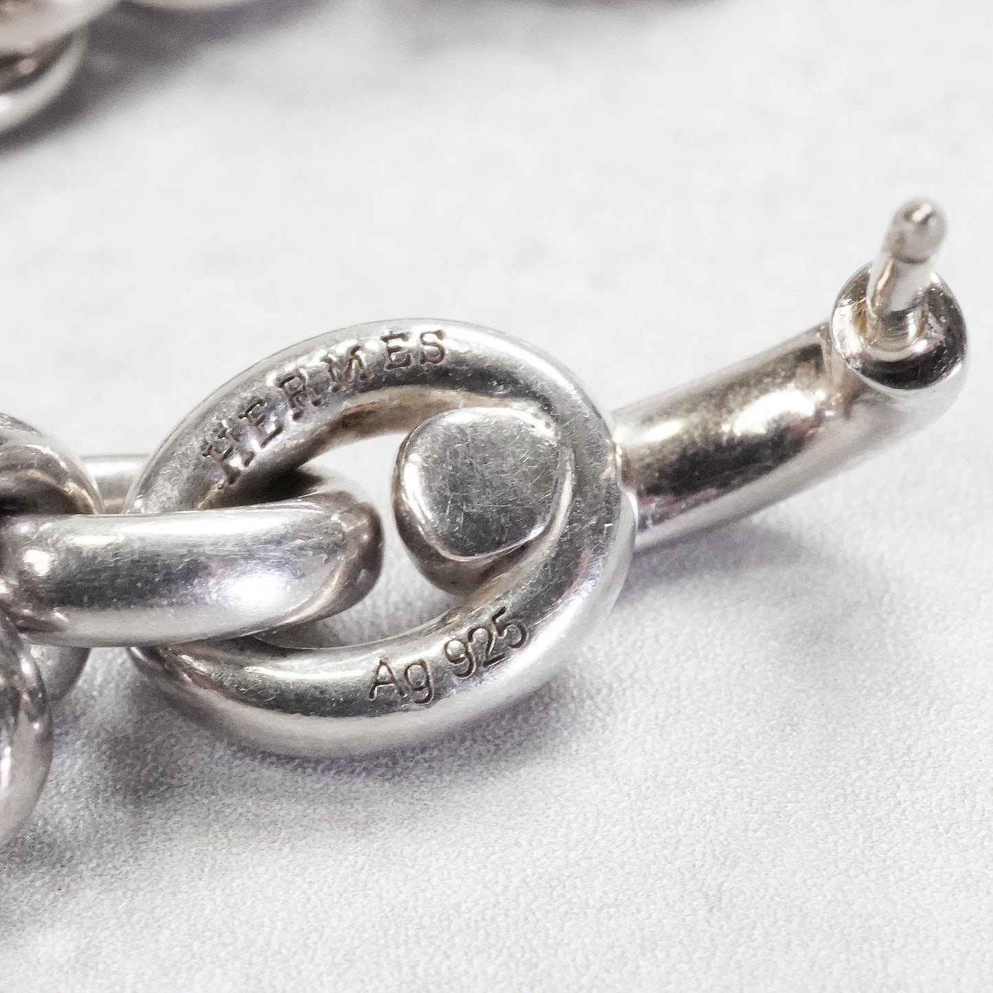 HERMES クレッシェンド ピアス