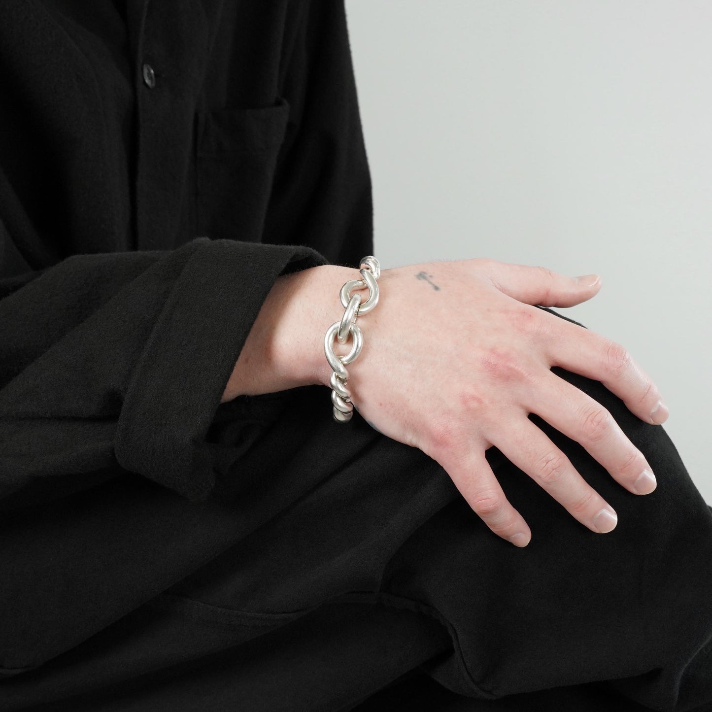 HERMES トルサード MM ブレスレット SV800