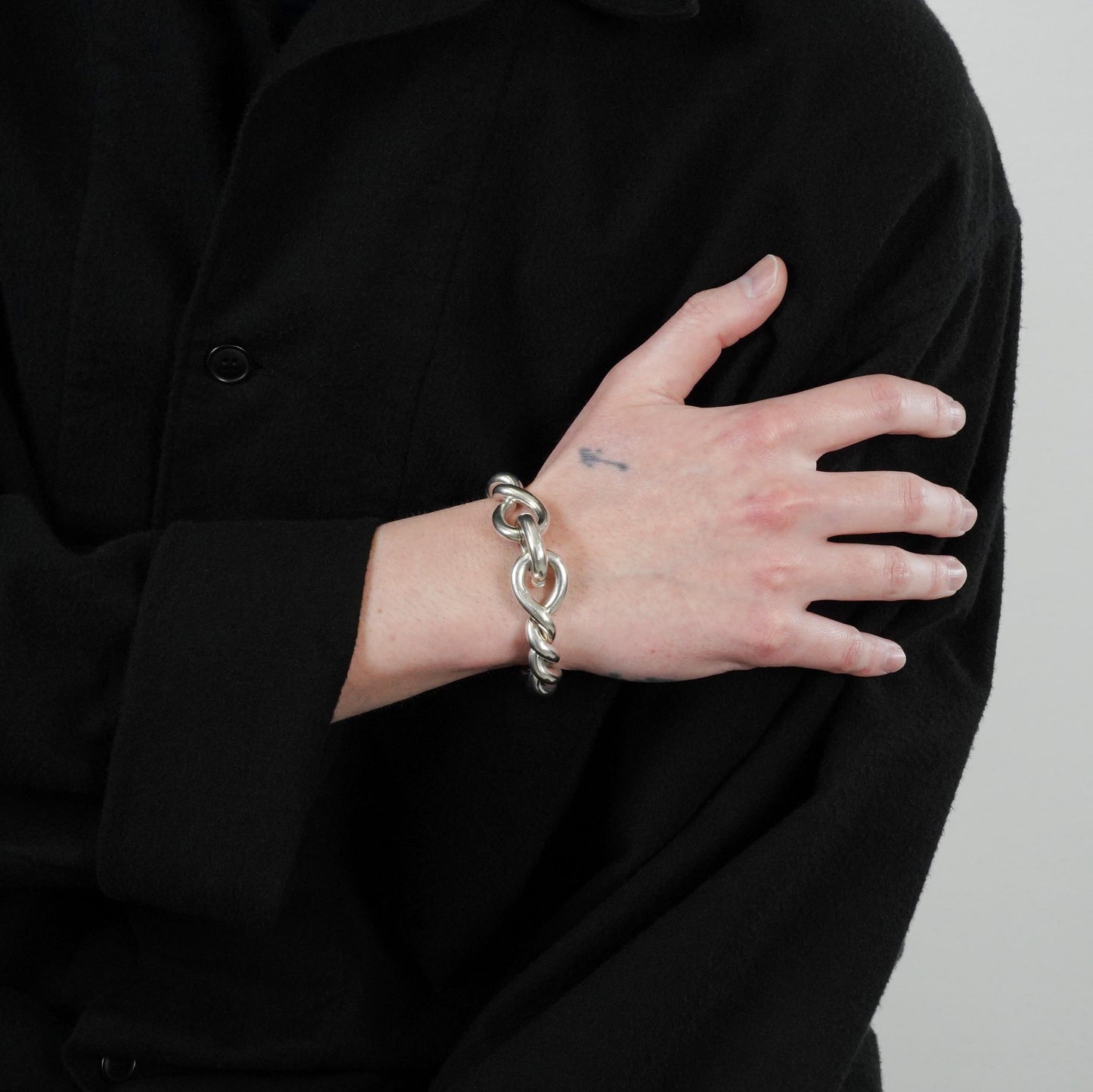 HERMES トルサード MM ブレスレット SV800