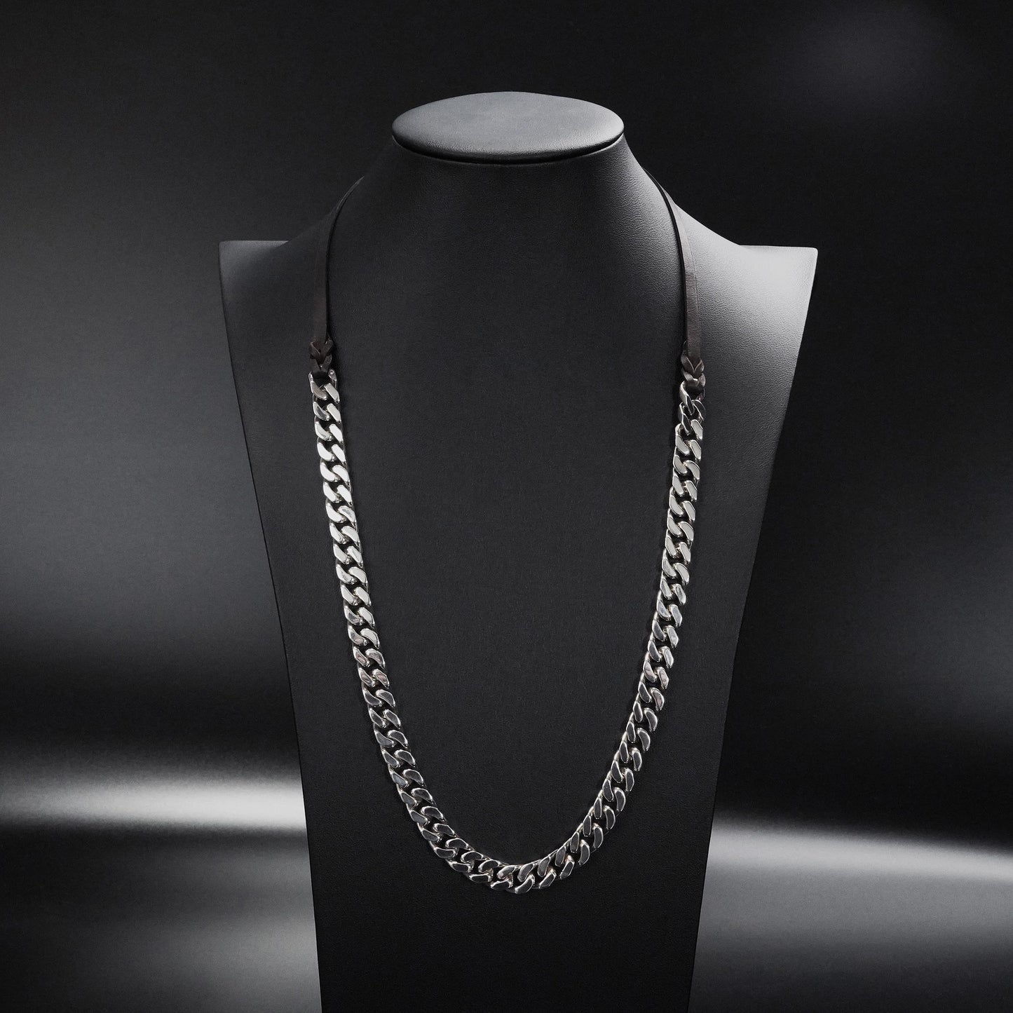 HERMES ブックルセリエ レザー ネックレス