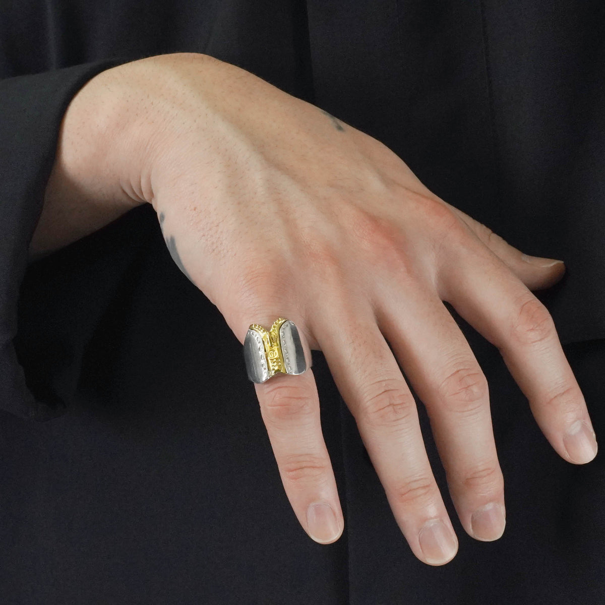 HERMES ジップリング 53号