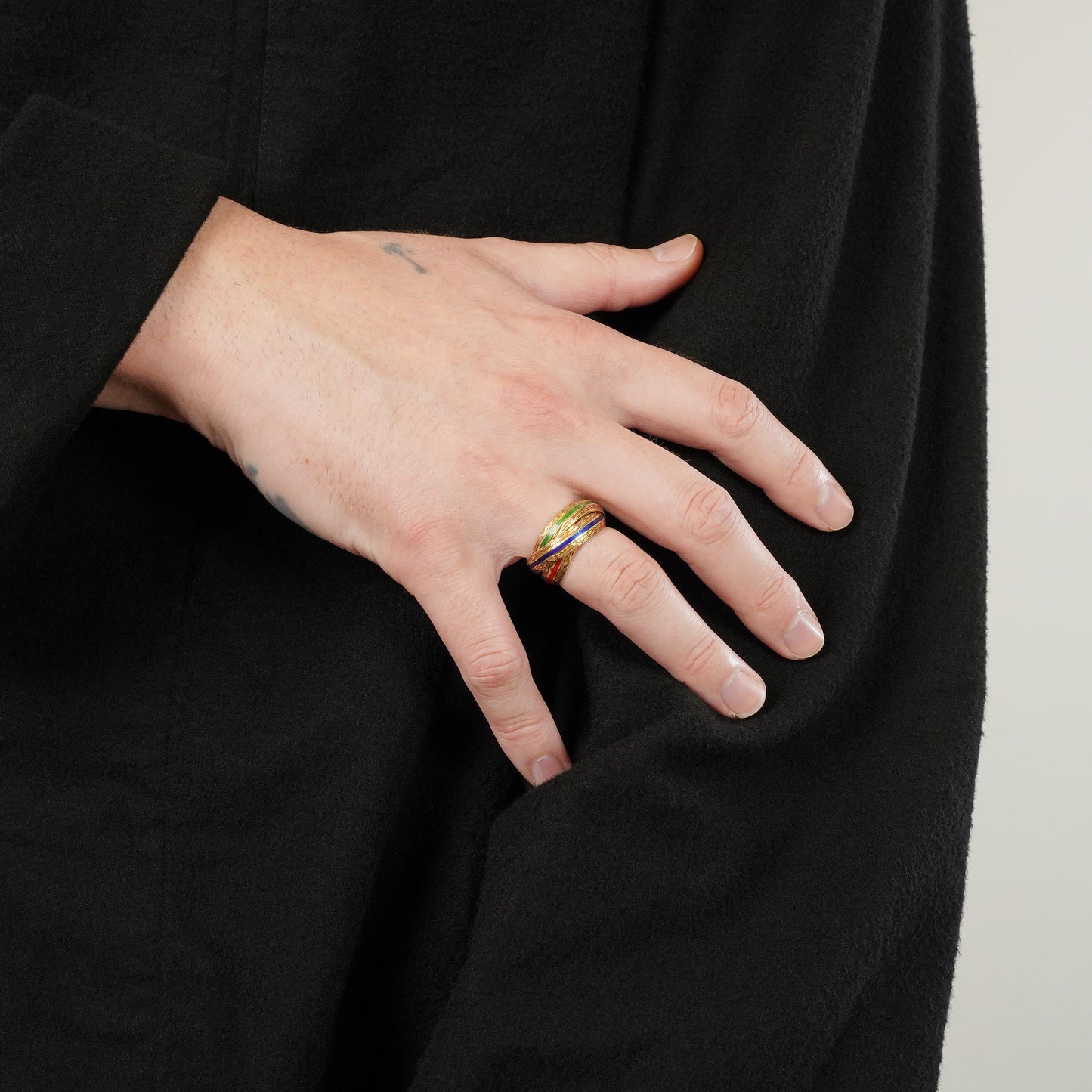 HERMES トリニティ YG リング 16号