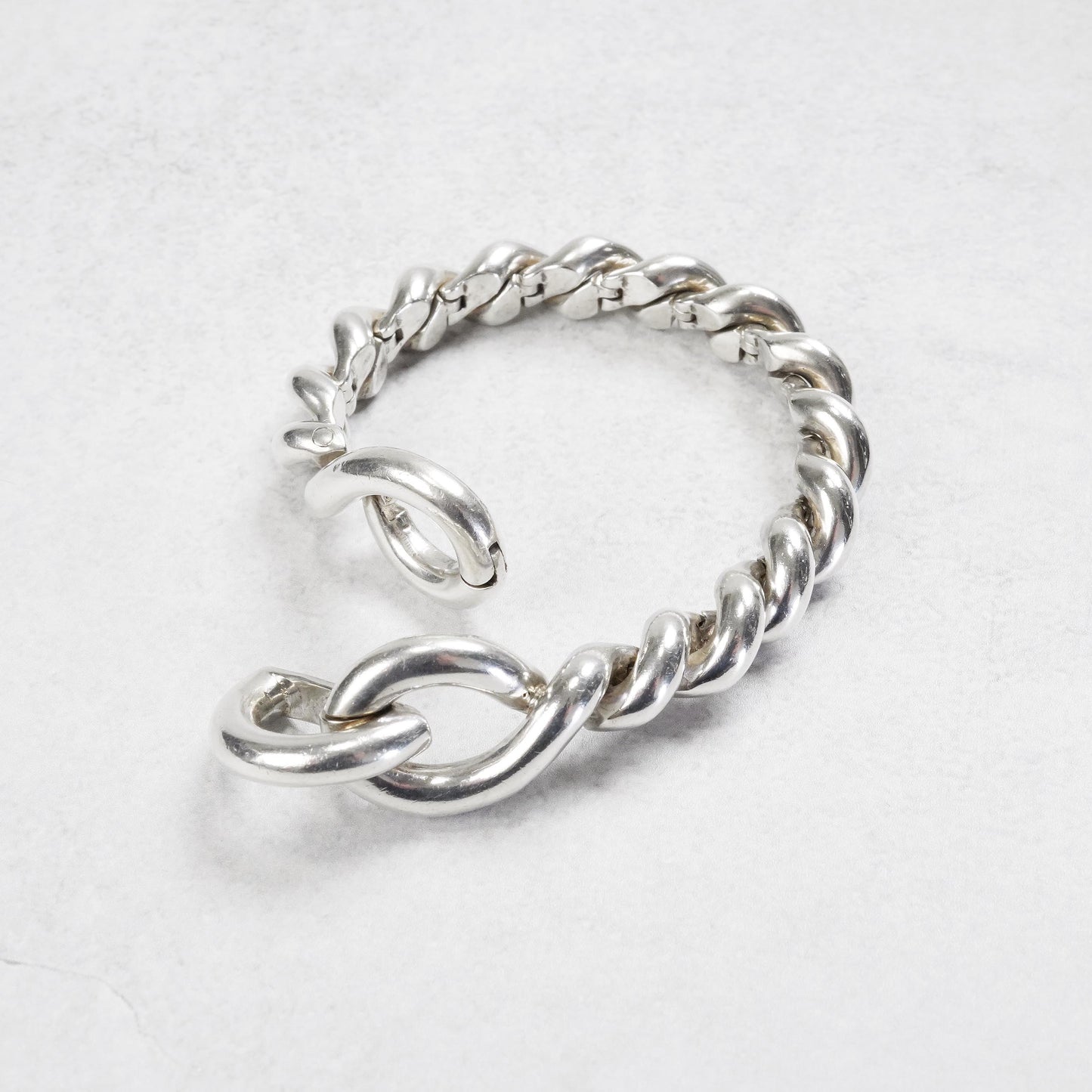 HERMES トルサード MM ブレスレット SV800